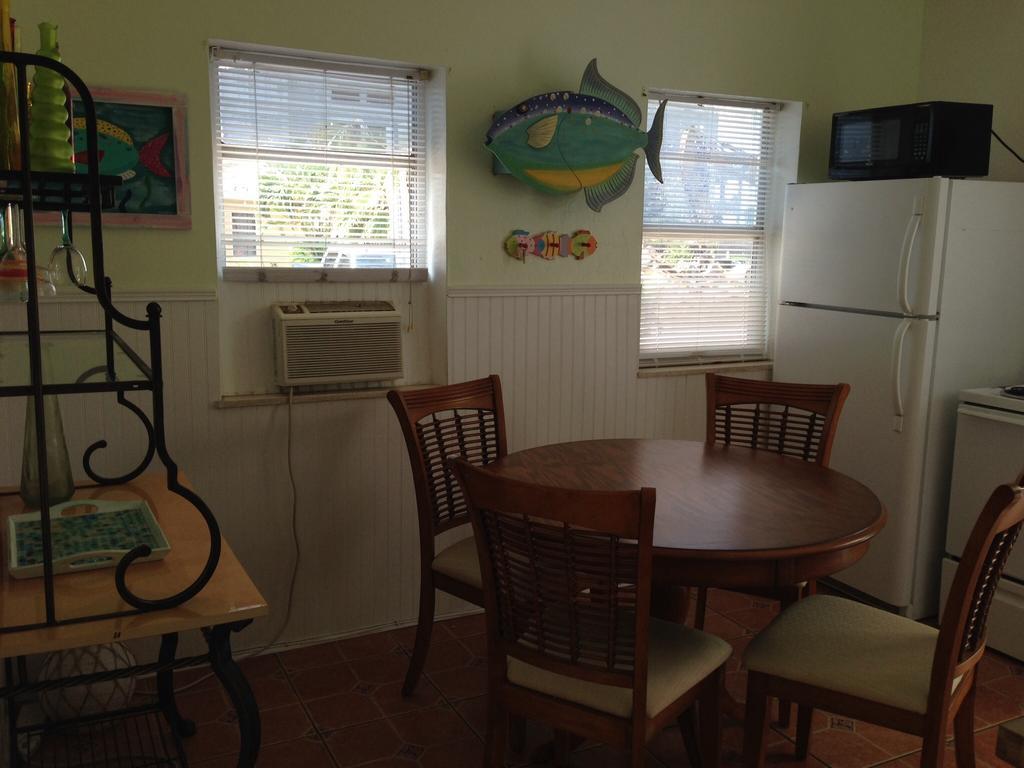 Angelfish Inn هوليوود الغرفة الصورة